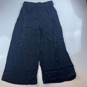 Know One Cares Pants S70-37